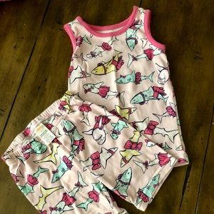 Gymboree shark pajama set size 3